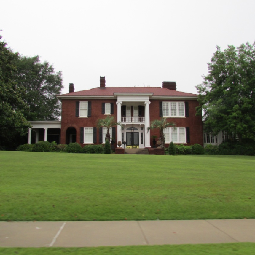 Beautiful Old Homes of the South