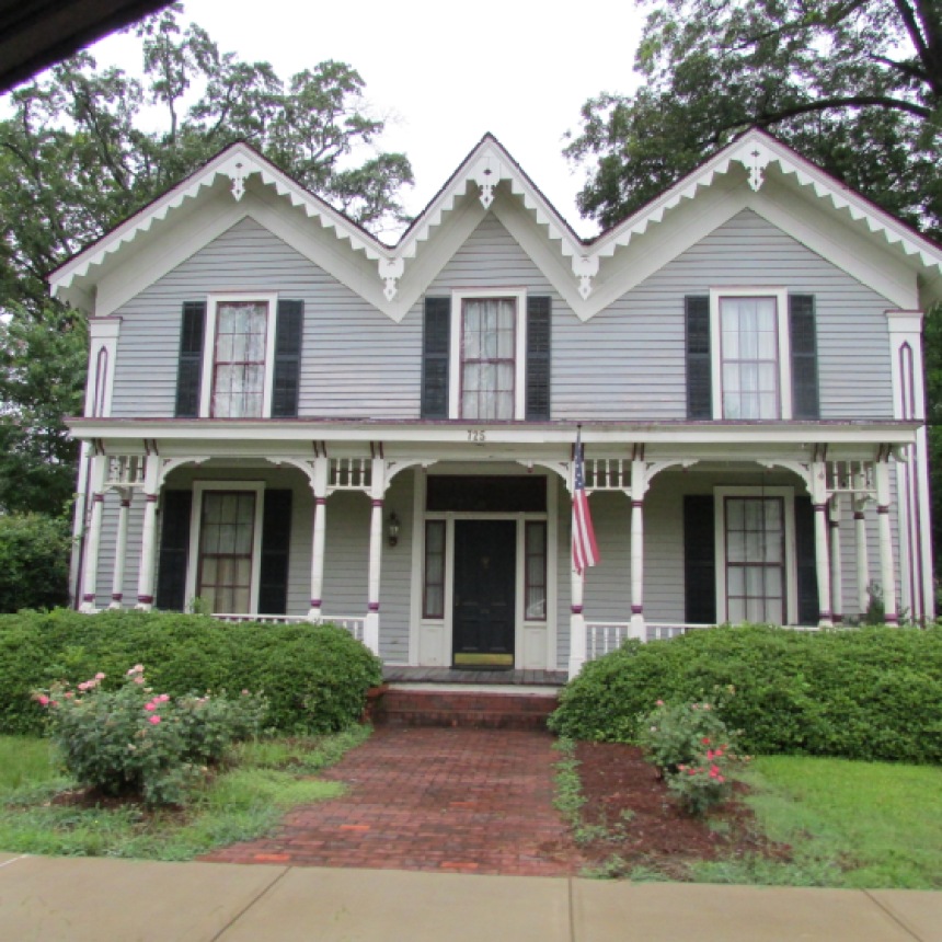 Beautiful Old Homes of the South